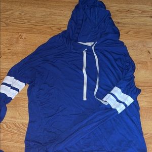 women’s medium lightweight blue hoodie
